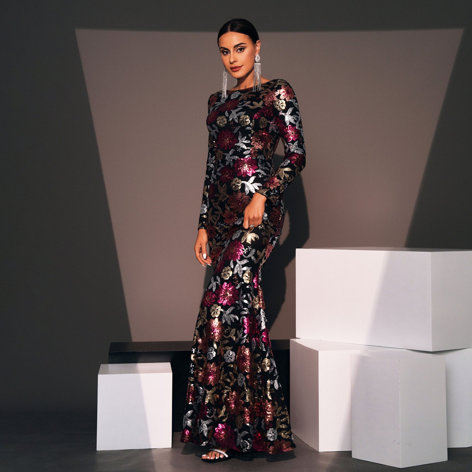 Evening Gown Long Sleeve Temperament Crew Neck Long Sequined Banquet Bridesmaid Dress - Image 4