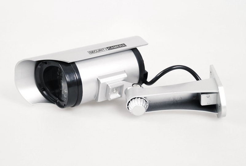 Solar powered fake camera - Image 3