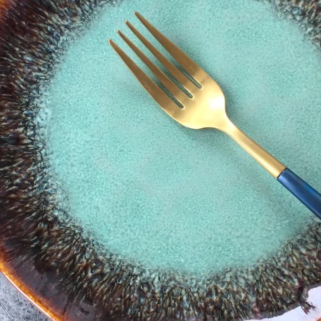 Ceramic dinner plate - Image 2