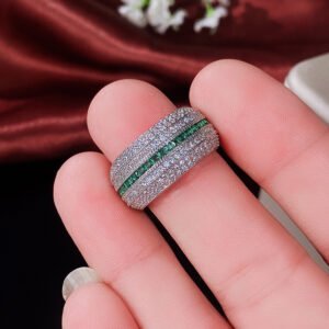 Affordable Luxury Contrasting Colors Zircon Ring For Fashion-Forward Couples With A Unique Refined Vibe