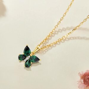 S925 Sterling Silver Plated With 18K Gold Set With Emerald And Zircon Vintage Style