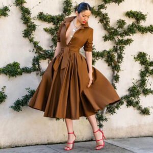 Vintage Waist-cinching Long-sleeve Solid-color Dress
