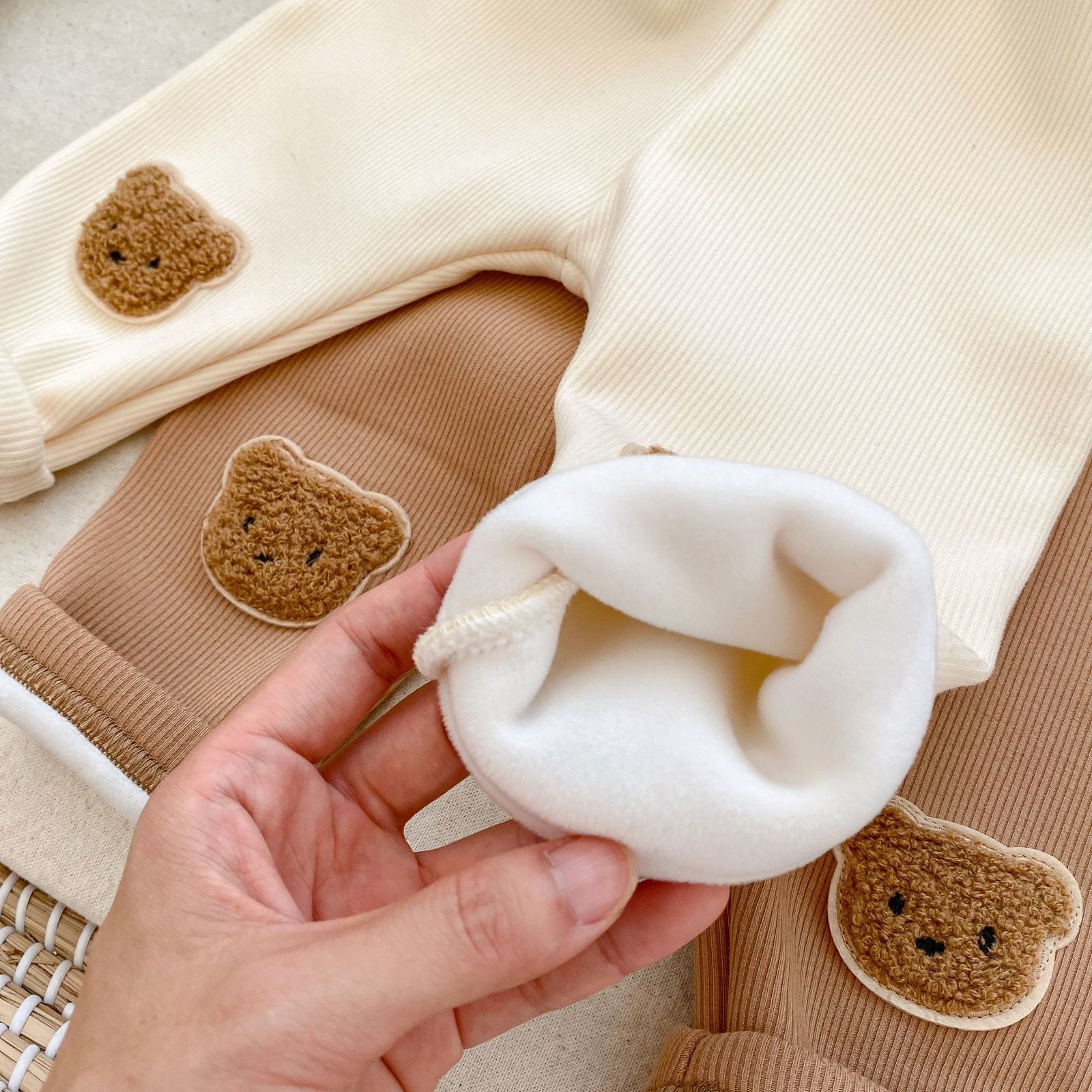 Comfortable Cute Bear Three-dimensional Embroidered Leisure Warm-keeping Pants - Image 3