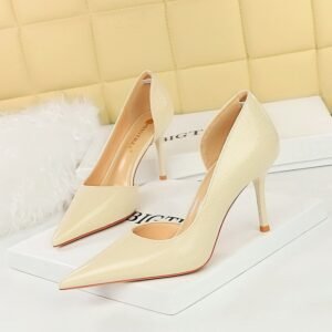 Womens LowcutPointedtoeSidecutout Snakepattern Vintage High Heels