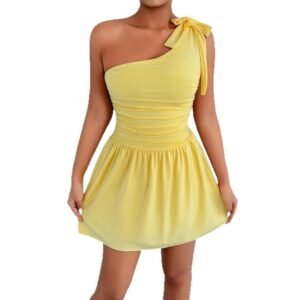 Sexy One-shoulder A-line Mini Skirt In A Solid Color With A Fitted Waist