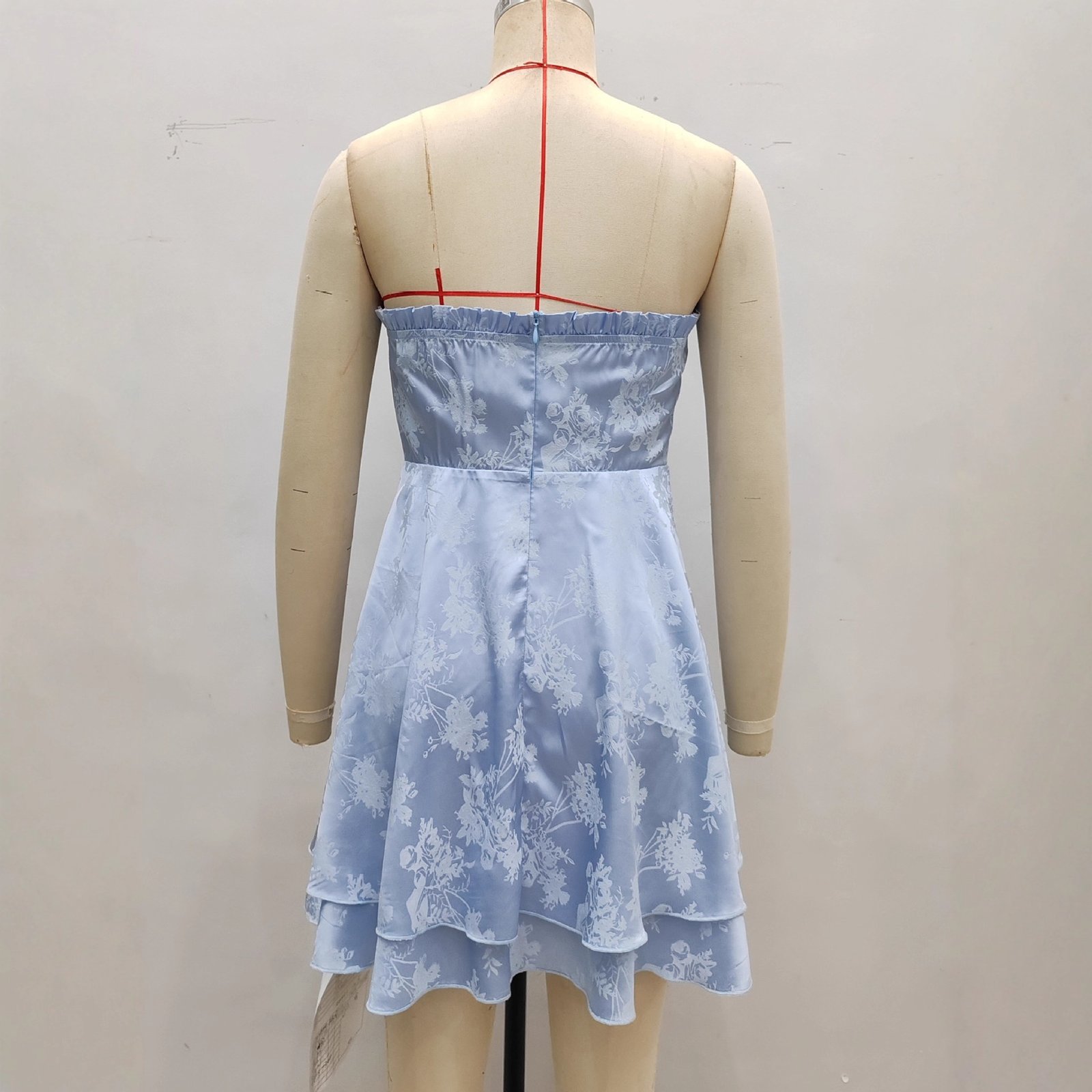 Womens Solid-Color French-style Strapless Pleated Dress - Image 4