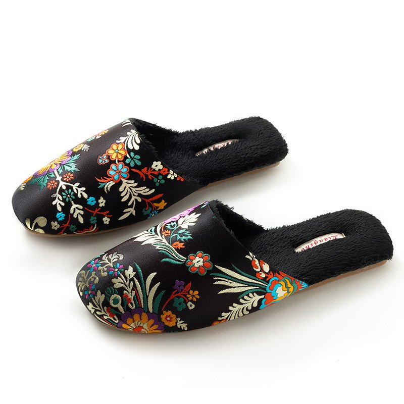 Women's Embroidered Floral Ox-Tendon Sole Plush Slippers - Image 4