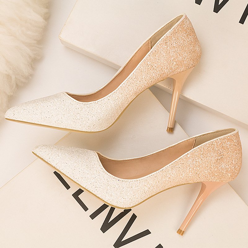 Women's Low-cut Pointed Toe Gradient Sequin High Heels - Image 9