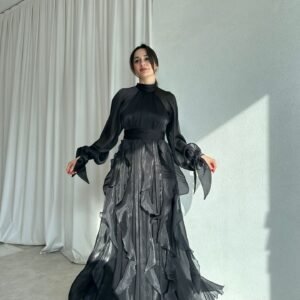 New Long-sleeved, Cinched-waist Vintage Maxi Dress With Ruffled Hem