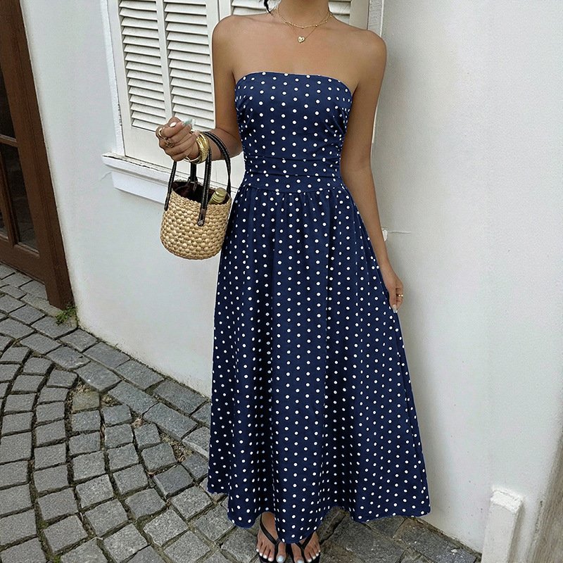 Sleeveless Tube Top Dress With A Polka-dot Print - Image 2