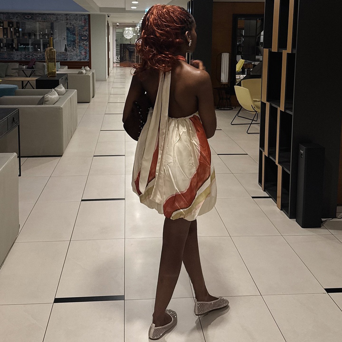 Neck-hanging Backless Color-block Dress - Image 3