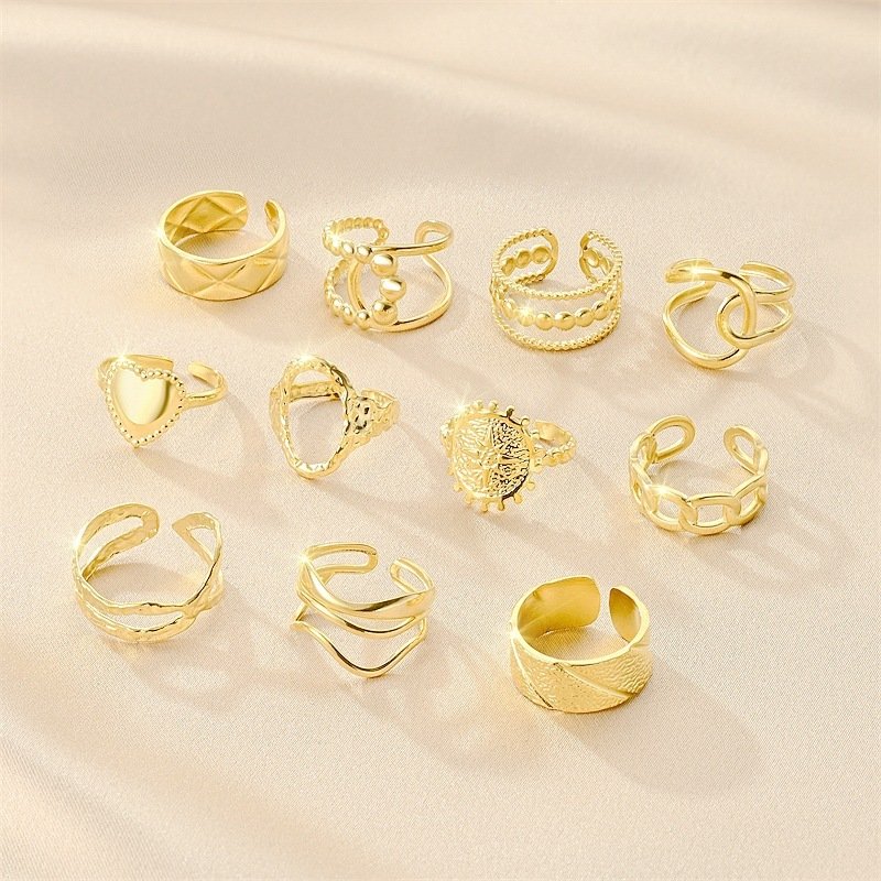 Retro-style Titanium Steel Couple Rings - Image 4