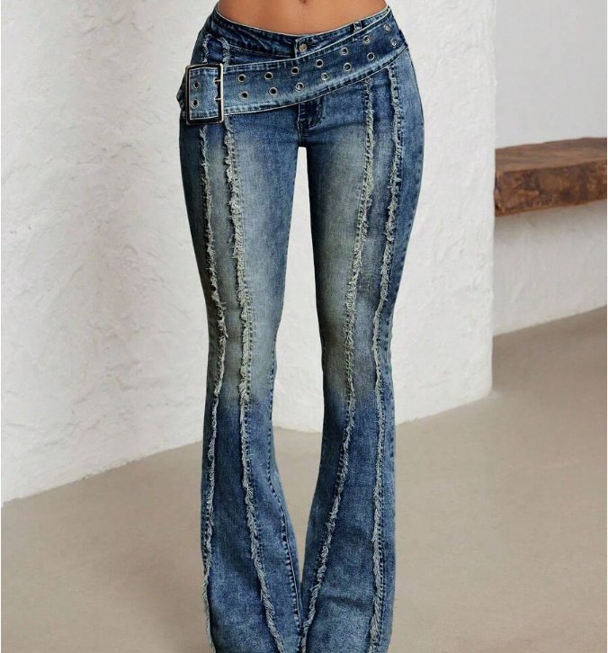 Women's Fashionable Low Waist Flared Jeans - Image 5
