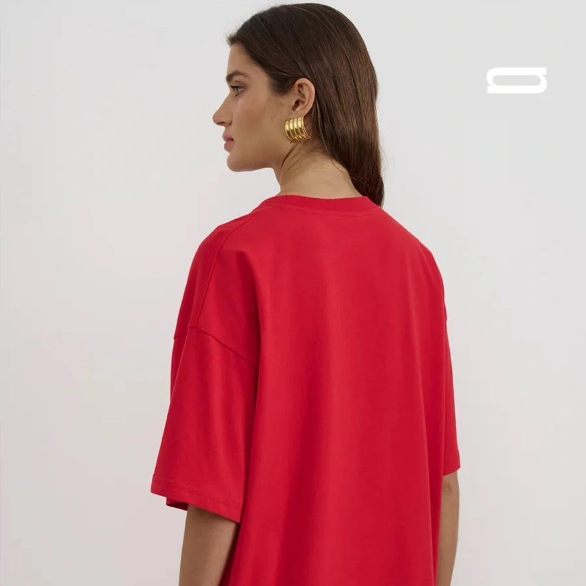 Loose-fit Versatile Printed T-shirt With A Retro Niche-chic Vibe - Image 4