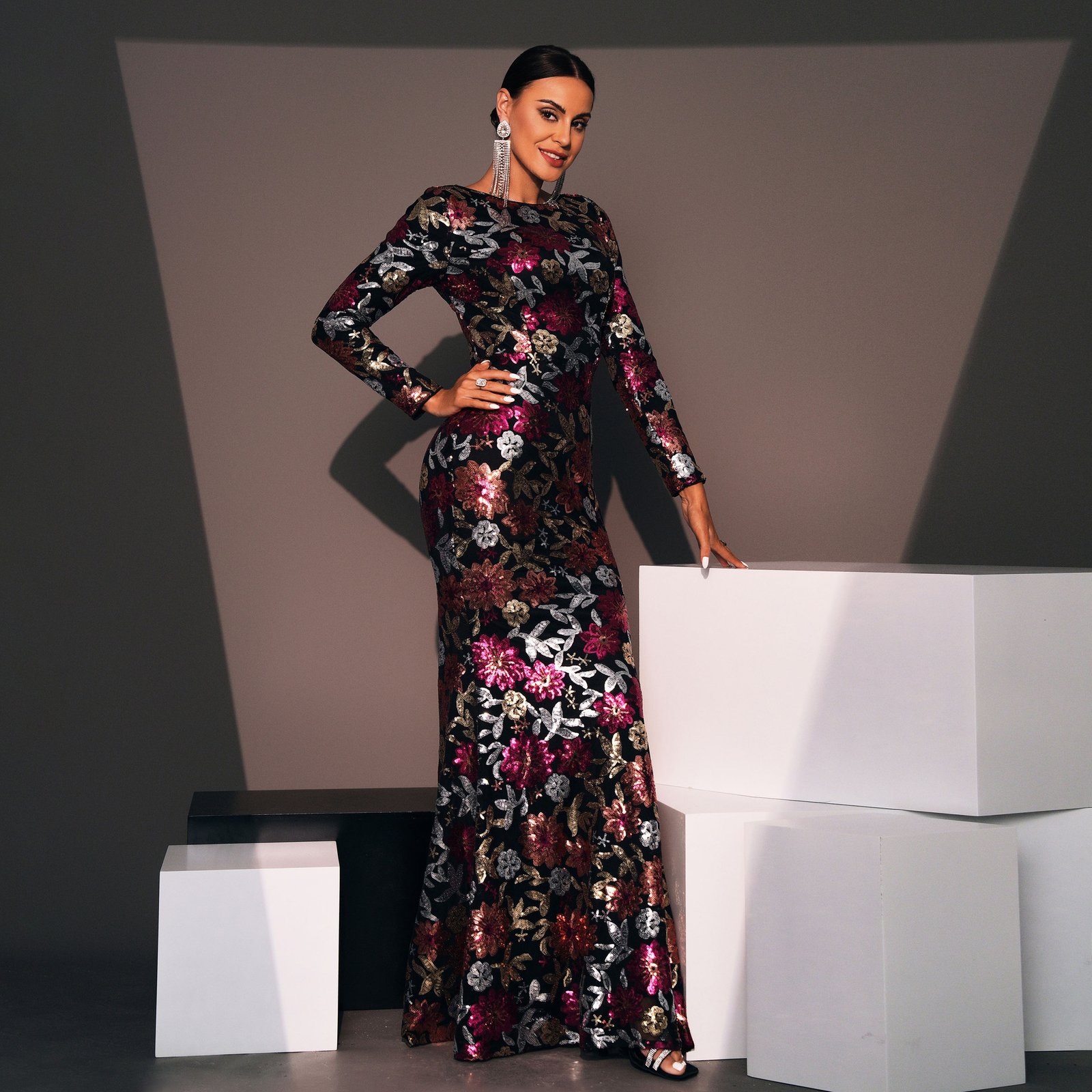 Evening Gown Long Sleeve Temperament Crew Neck Long Sequined Banquet Bridesmaid Dress - Image 2