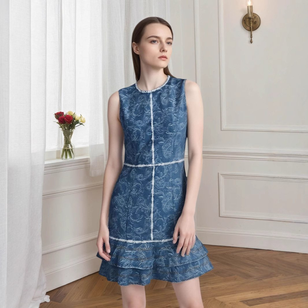 Women's Blue-and-white Printed Denim Dress - Image 5
