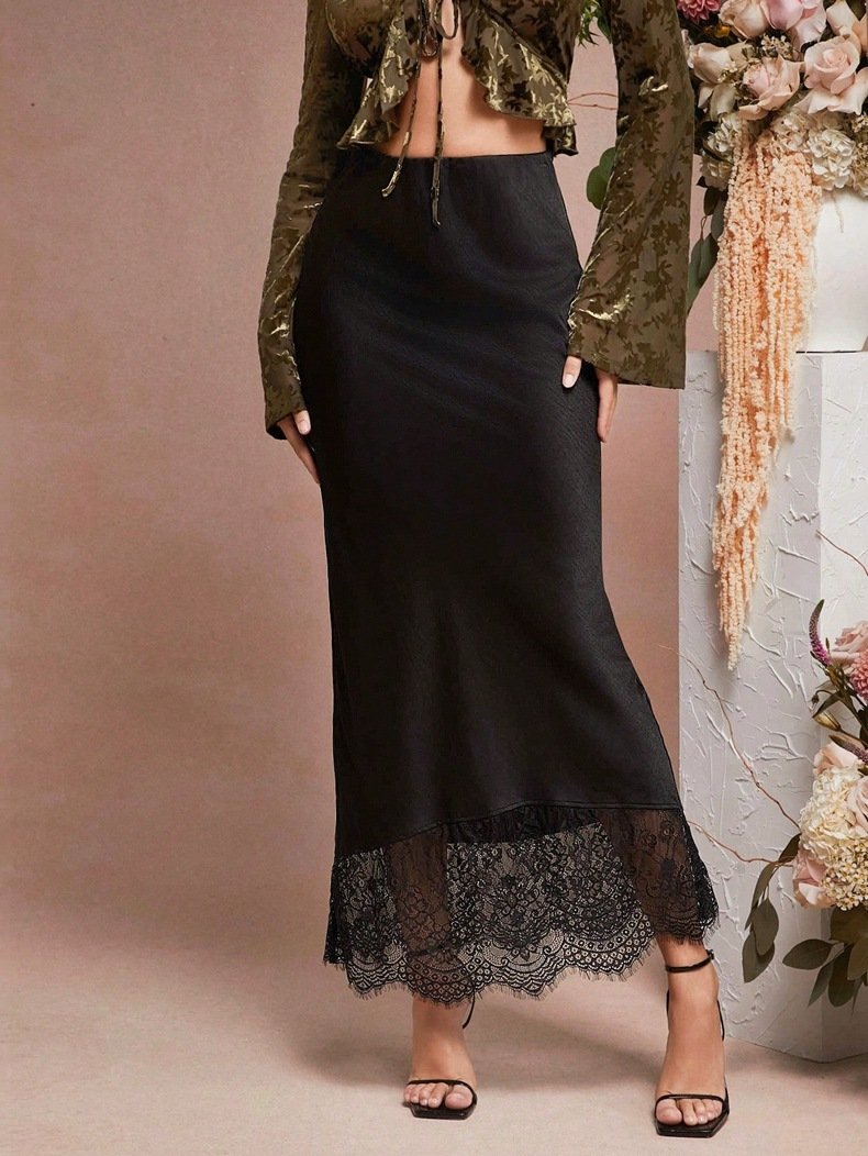 Lace Patchwork Satin Dress With A Luxurious Touch For Socialites - Image 5