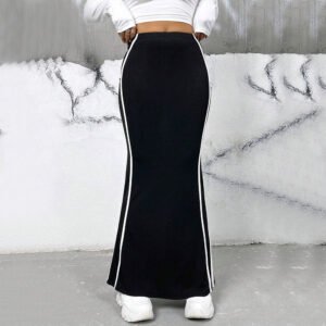 Female Elegant Contrasting Color Design Half Skirt