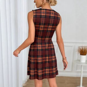 Elegant Red Plaid Sleeveless Crew-Neck Women's Dress