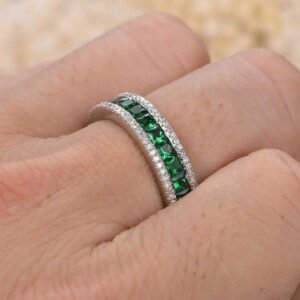Bestselling Elegant Green Luxury Ring For Women