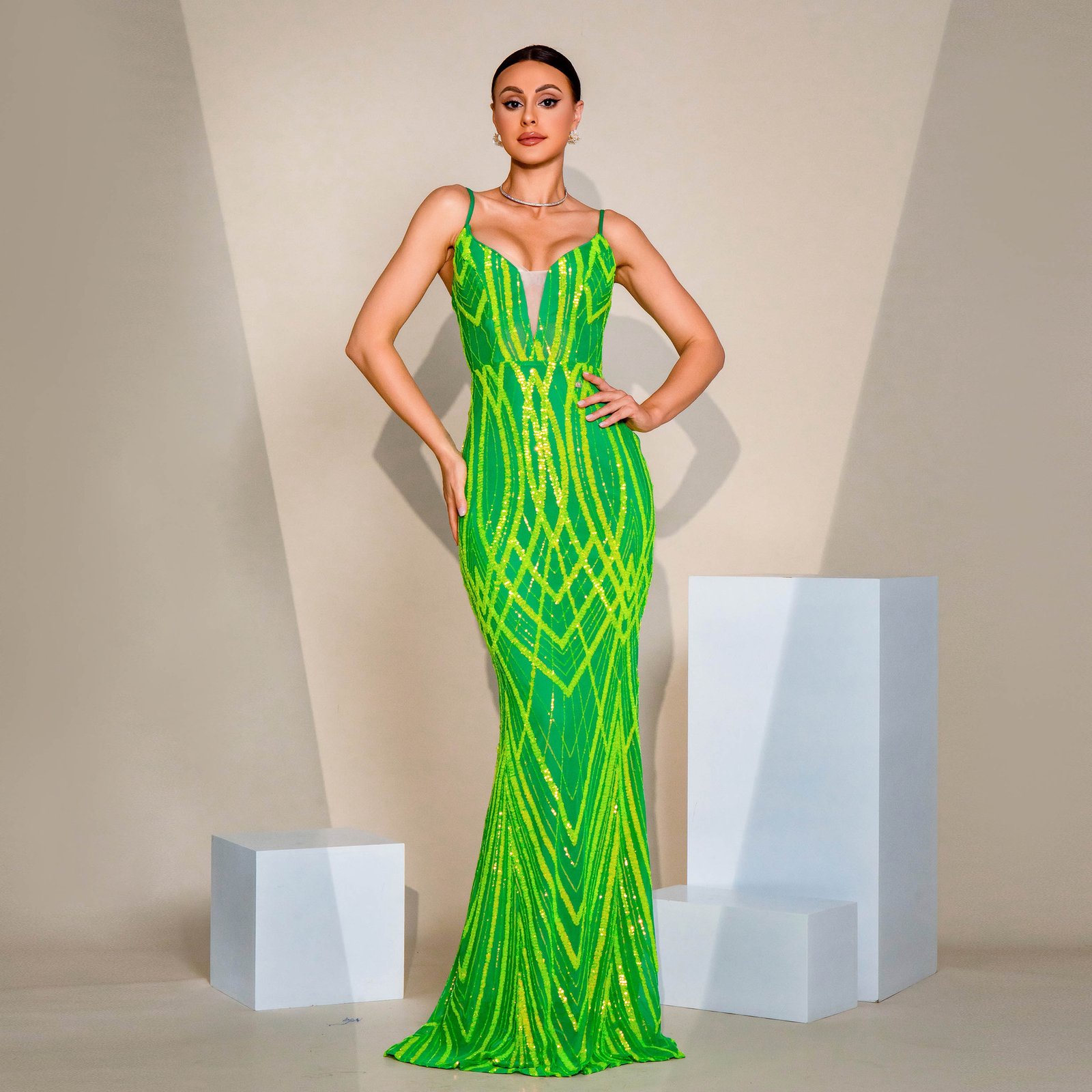 V-neck Strap Sequined Fishtail Evening Dress - Image 5