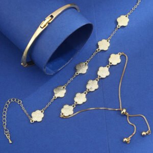 Lucky Five Petal Flower Brace Lace Bracelet Three-piece Set For Women