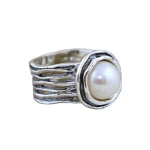 Unique Hollowed-out Stylish Vintage Ring