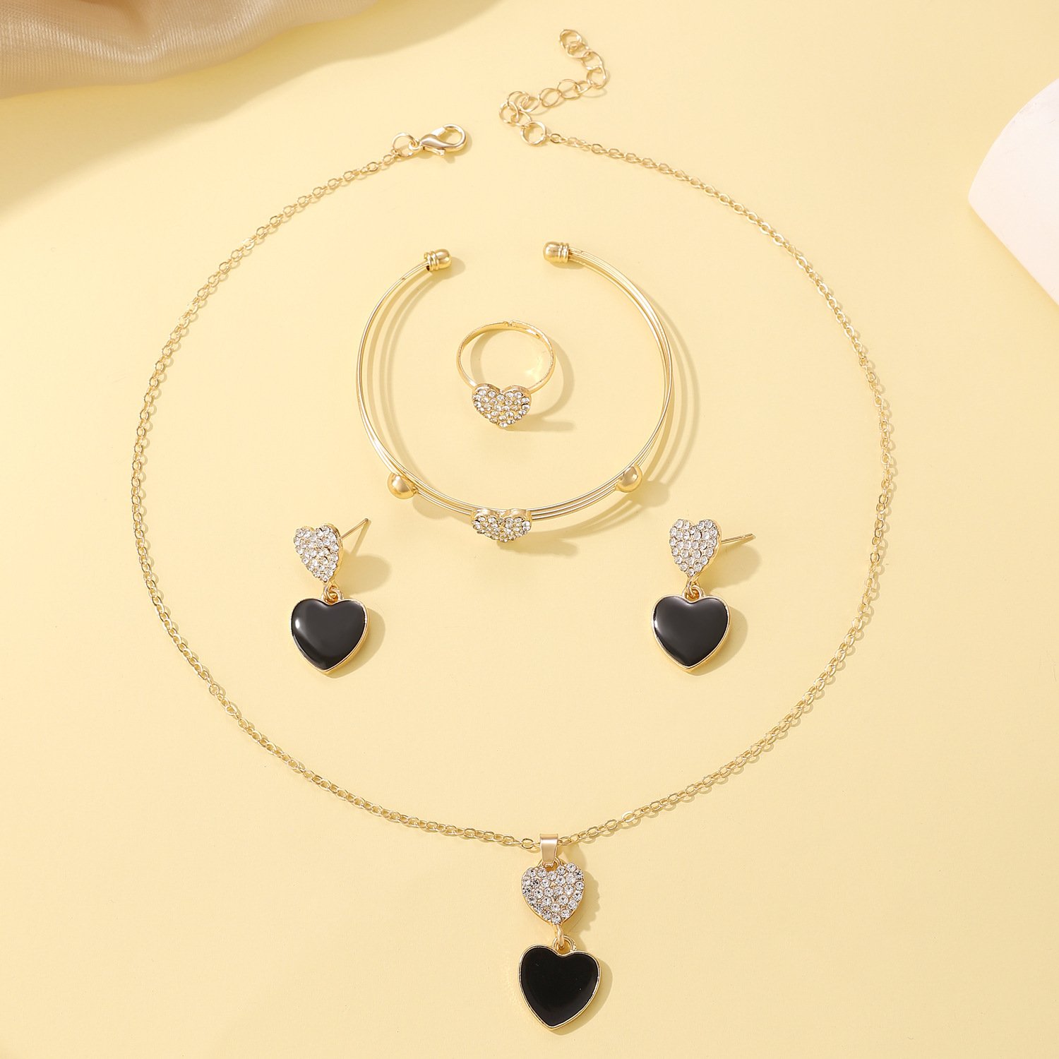 Exaggerating Heart-shapaed Butterfly Flower Letter Fashion Four-piece Set - Image 3