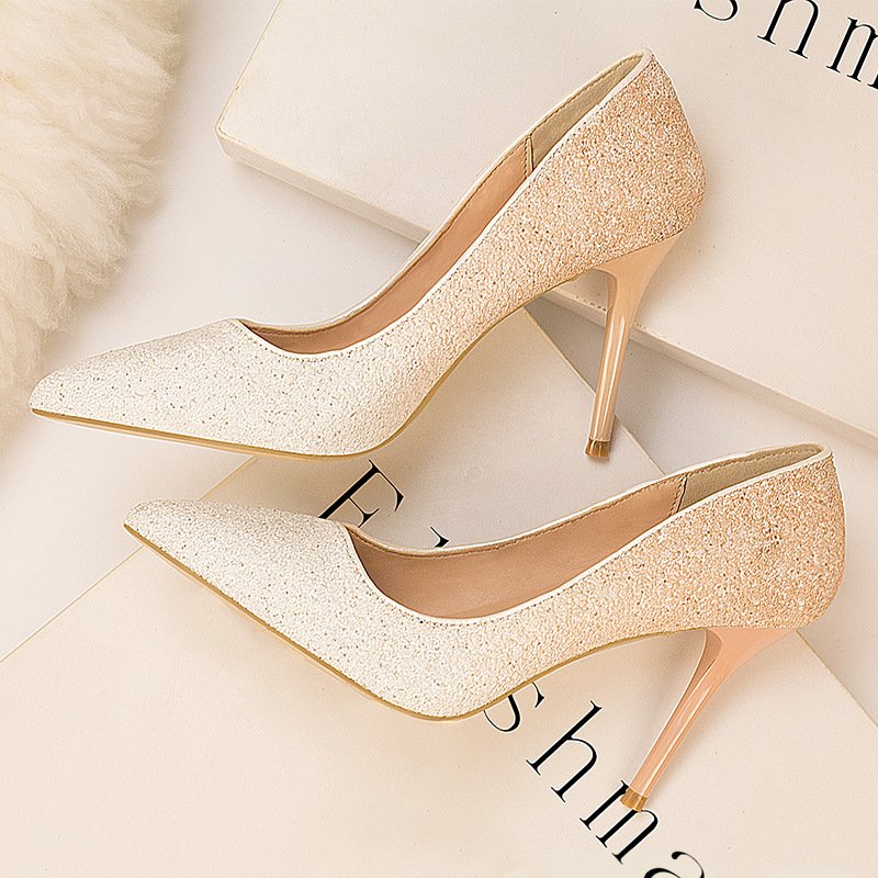 Women's Low-cut Pointed Toe Gradient Sequin High Heels - Image 2