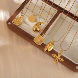 Women's Fashion Stainless Steel Necklace