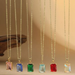 Womens Retro Minimalist Pendant Necklace