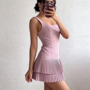 Backless Preppy-style Waist-cinching Vest Paired With A Pleated Skirt