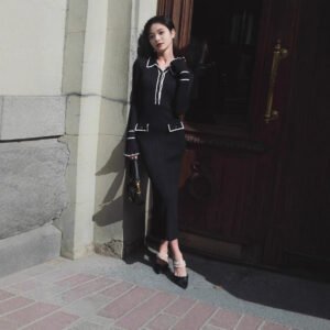 Chanel-inspired Subtly Luxurious Figure-hugging Knit Dress With An Elegant Design