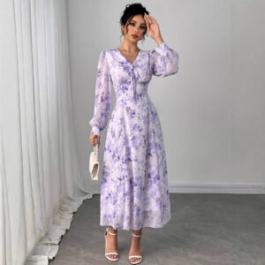 French-inspired Romantic Waist-cinching Dress That Beautifully Highlights Your Alluring