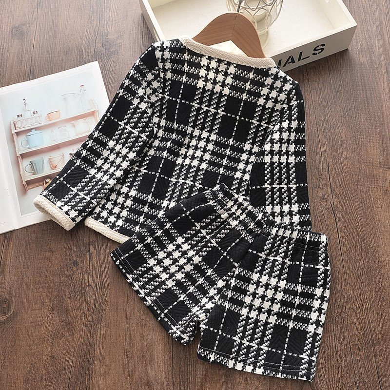 Spring and Autumn Korean Girls Plaid Suit Pants Little Girl Net Red Ocean Long Sleeve Top Shorts Two-piece Set - Image 2